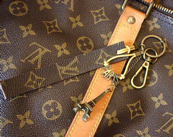 louis vuitton sleutelhanger tasje|Louis Vuitton handbags.